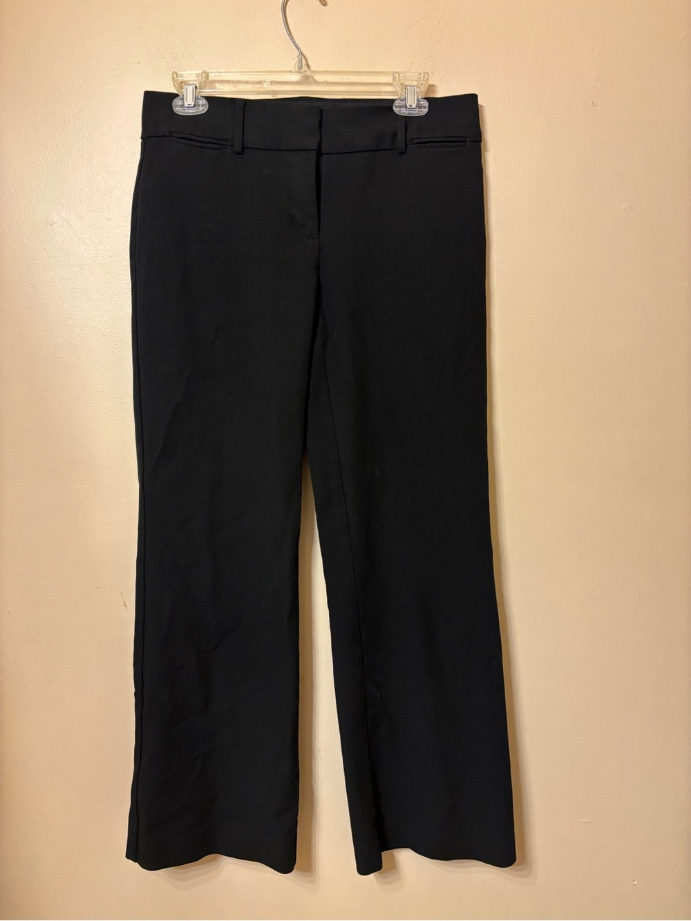 LOFT Women's Black Dress Pants Julie trouser - Sleek Professional Fit size 4
